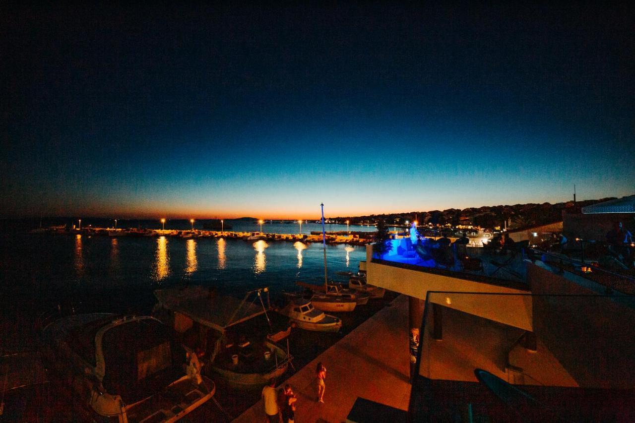 The Loza - Seaside Festival Hotel ノヴァリャ エクステリア 写真
