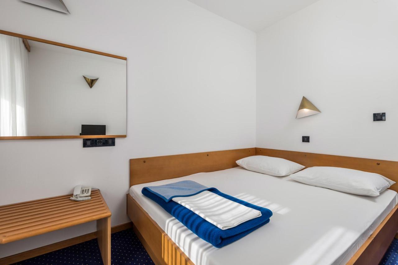 The Loza - Seaside Festival Hotel ノヴァリャ エクステリア 写真