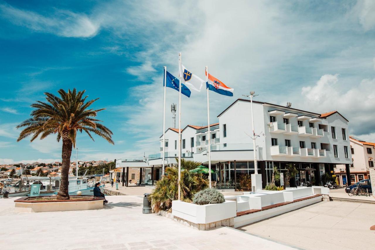 The Loza - Seaside Festival Hotel ノヴァリャ エクステリア 写真